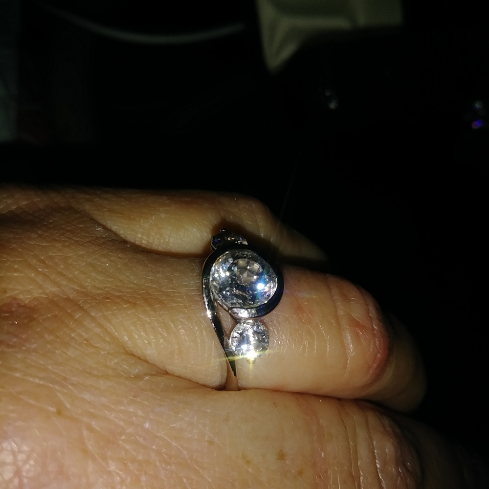 Ring - Picture 3 of 3